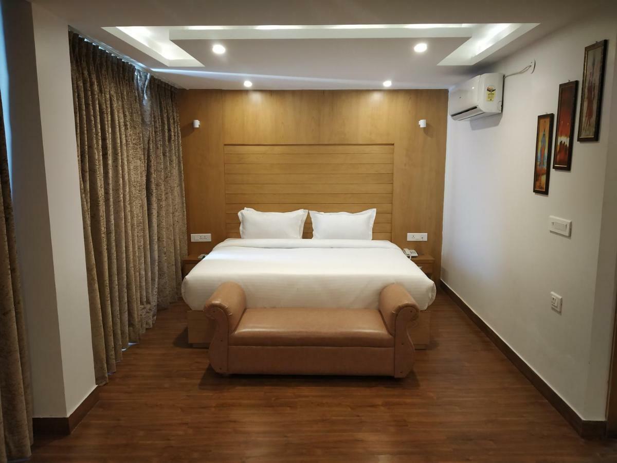 Hotel Beechwood Mussoorie Exterior photo