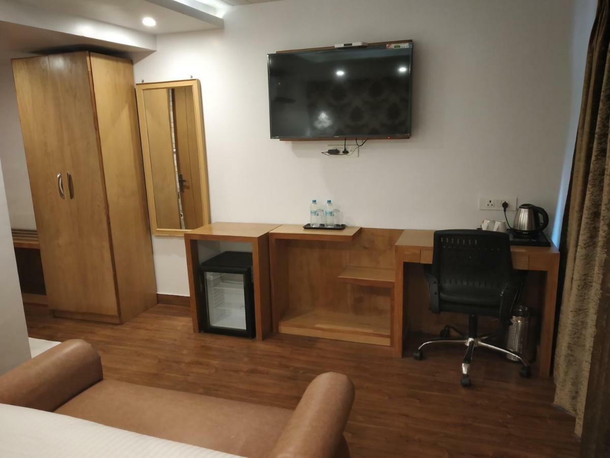Hotel Beechwood Mussoorie Exterior photo