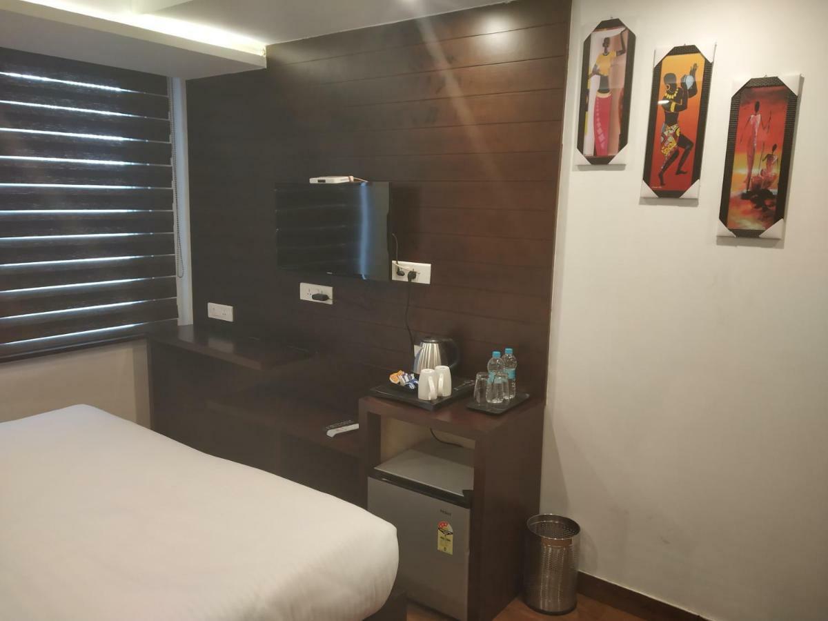 Hotel Beechwood Mussoorie Exterior photo