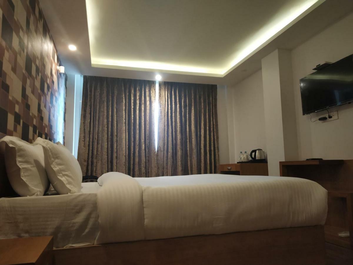 Hotel Beechwood Mussoorie Exterior photo